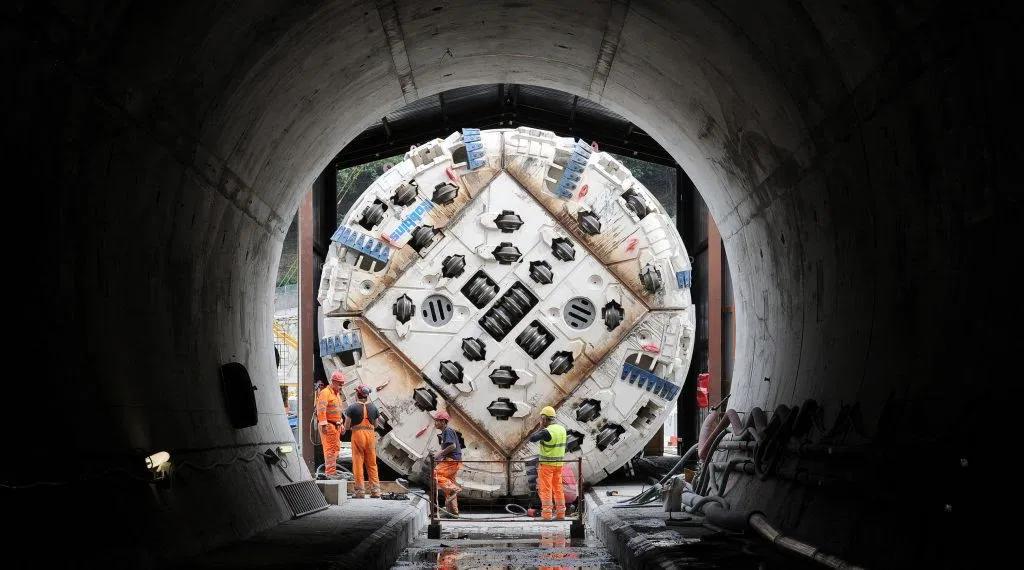 LA DYNAMIQUE DES TRAVAUX SOUTERRAINS EN ITALIE 1er OCTOBRE