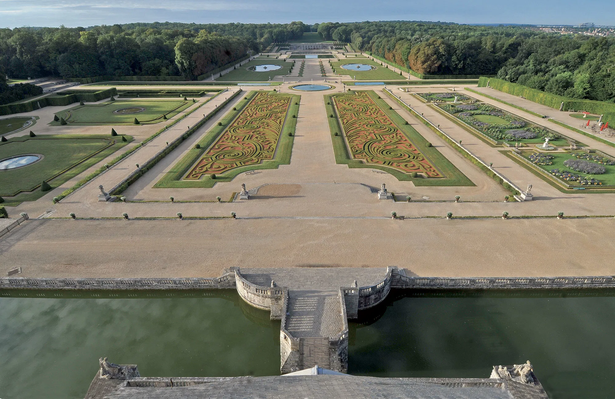 LES JARDINS DU POUVOIR. Le Jardin classique ou « jardin à la française » MERCREDI 15 OCTOBRE 18H00