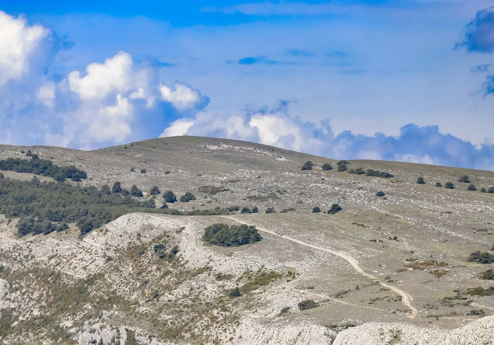 L’HISTOIRE GÉOLOGIQUE DU MASSIF ALPIN EN PROVENCE