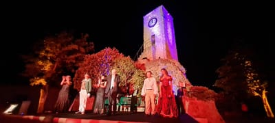LA TOUR DE L’HORLOGE DE TOURRETTES       CAMPANILES DE PROVENCE