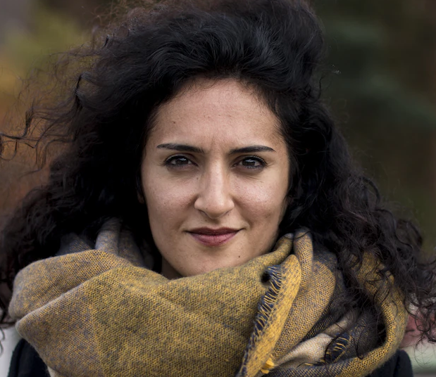 Maryam MADJIDI, écrivaine française d'origine iranienne. Entretien.