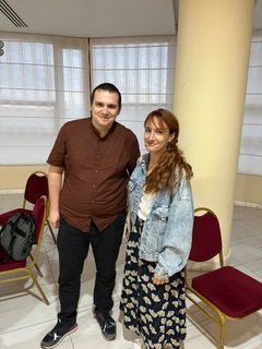 Le dictionnaire des francophones: un guide de tous les voyages.