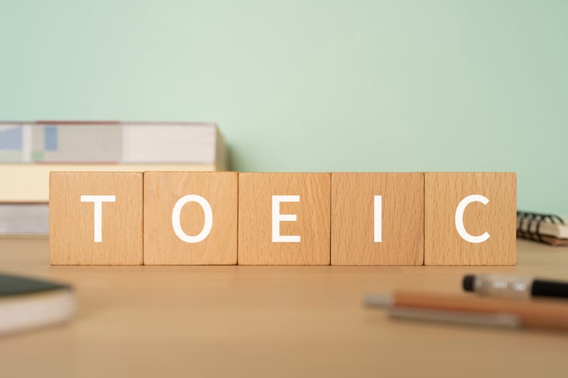 Guide d'étude TOEIC de 30 jours de l'enseignante Angelina