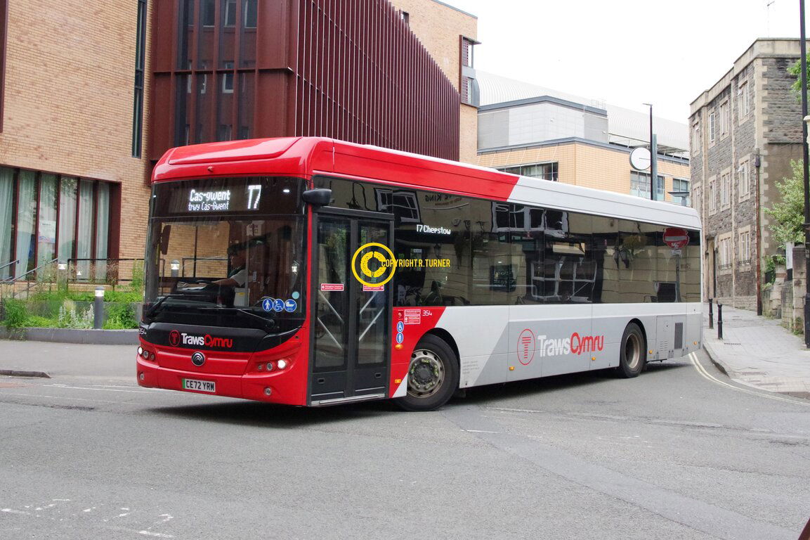Newport Bus 354 CE72 YRM.
