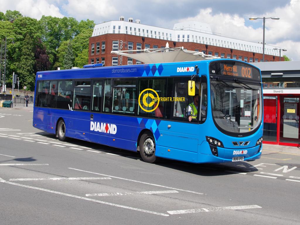 Diamond Bus WM 30531 BU16 UYD.
