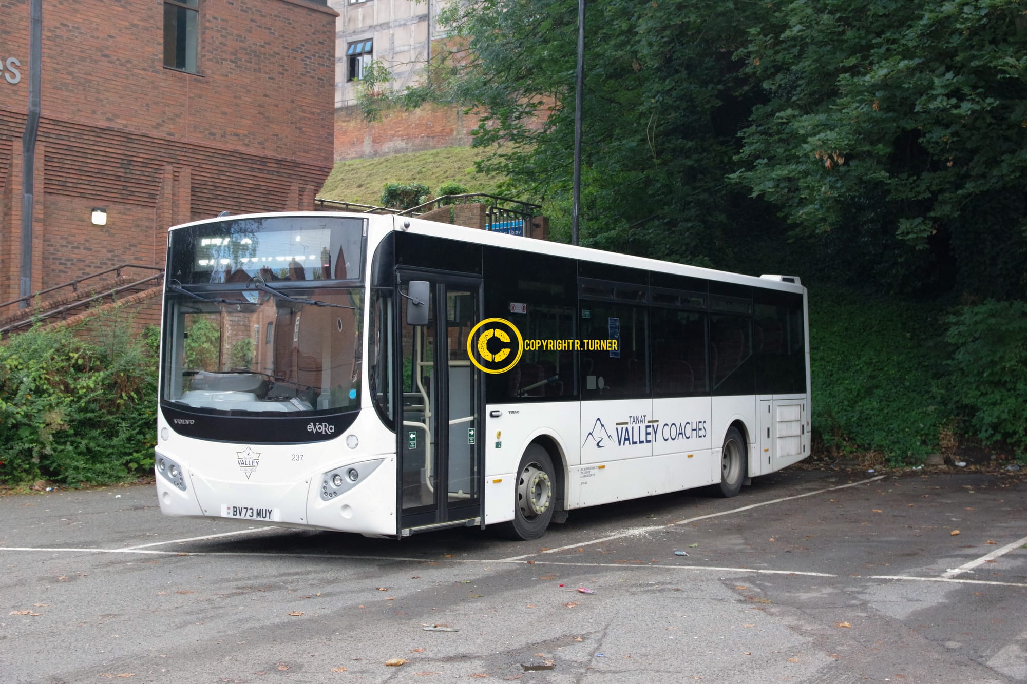 Tanat Valley Coaches 237 BV73 MUY.