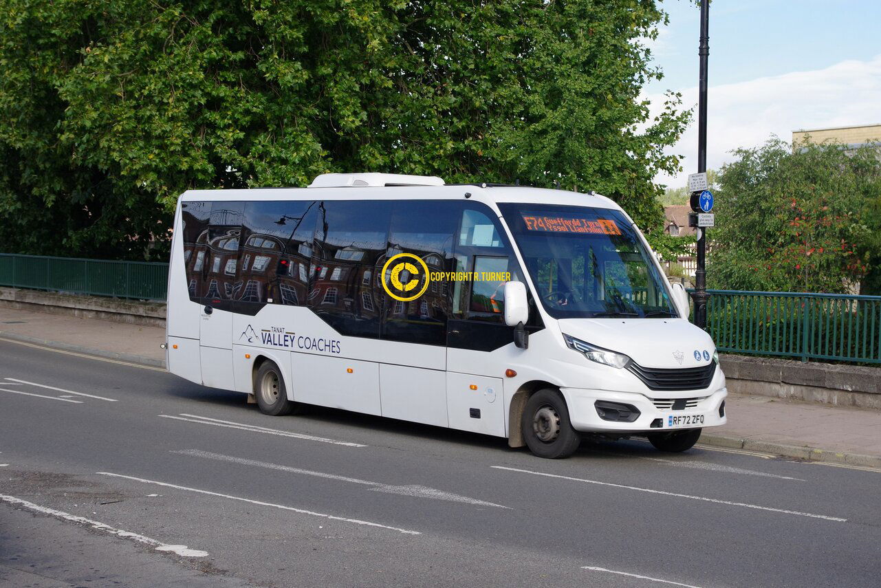 Tanat Valley Coaches 376 RF72 ZFO.
