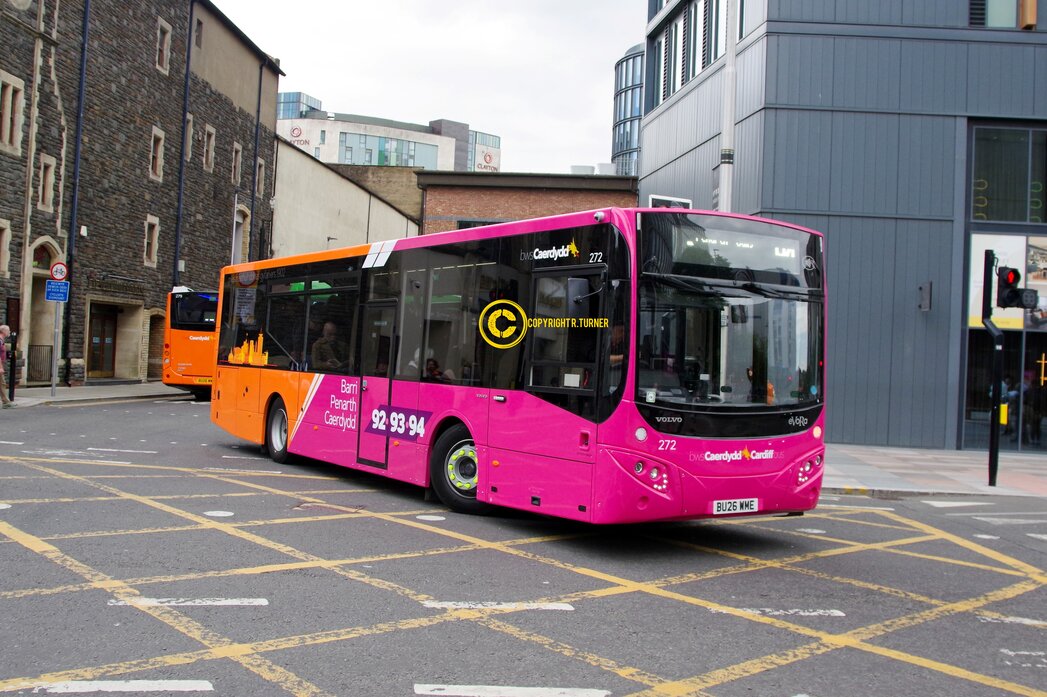 Cardiff Bus 272 BU26 WME.