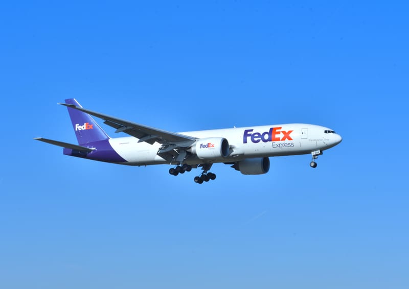 La Lignes & Corporate