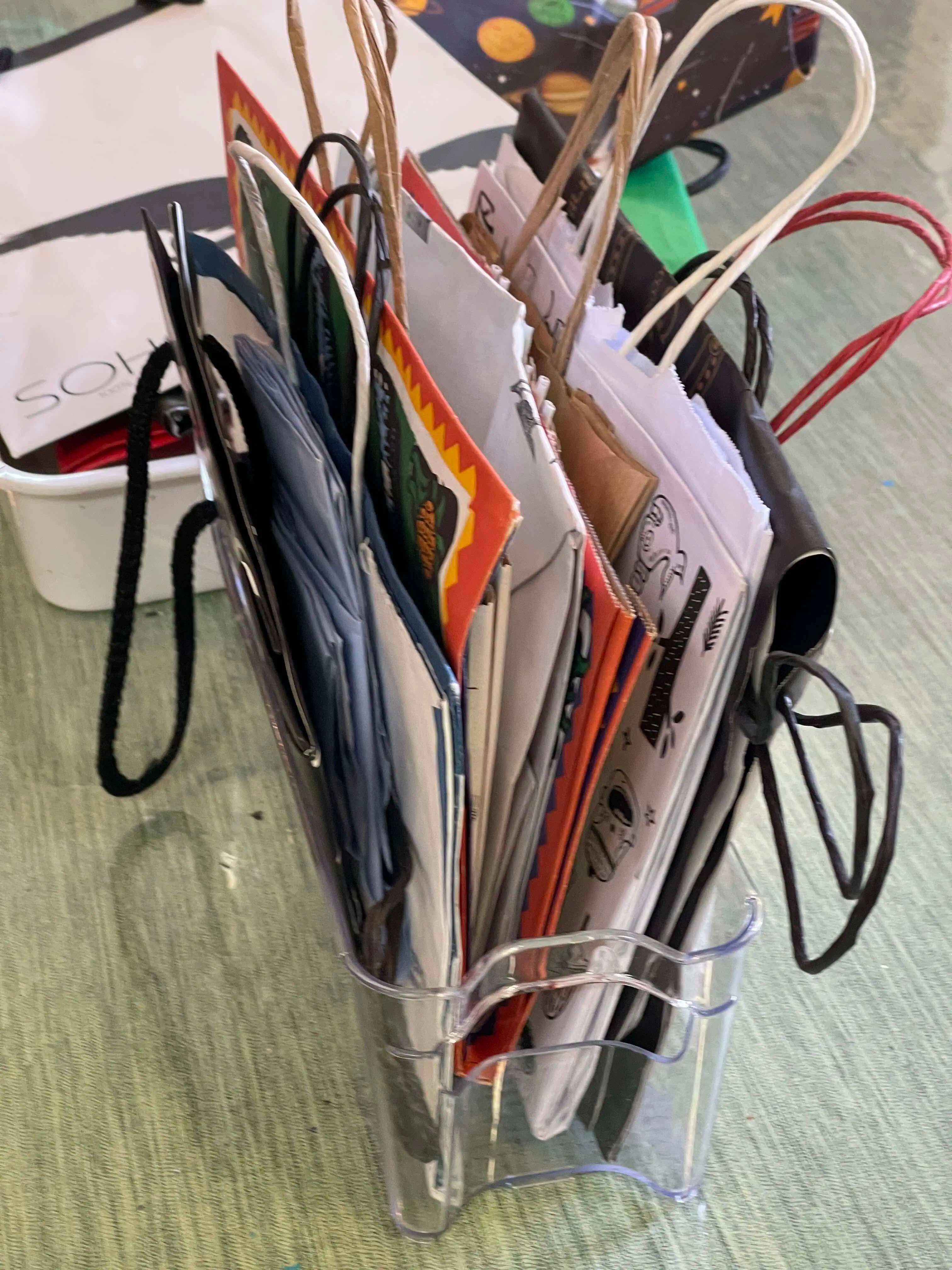 שקיות שופינג