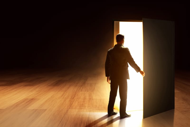 איך סליחה היא הדלת לאיכות החיים שלך Live On Facebook | יואב אופק ודליה ארוסי -