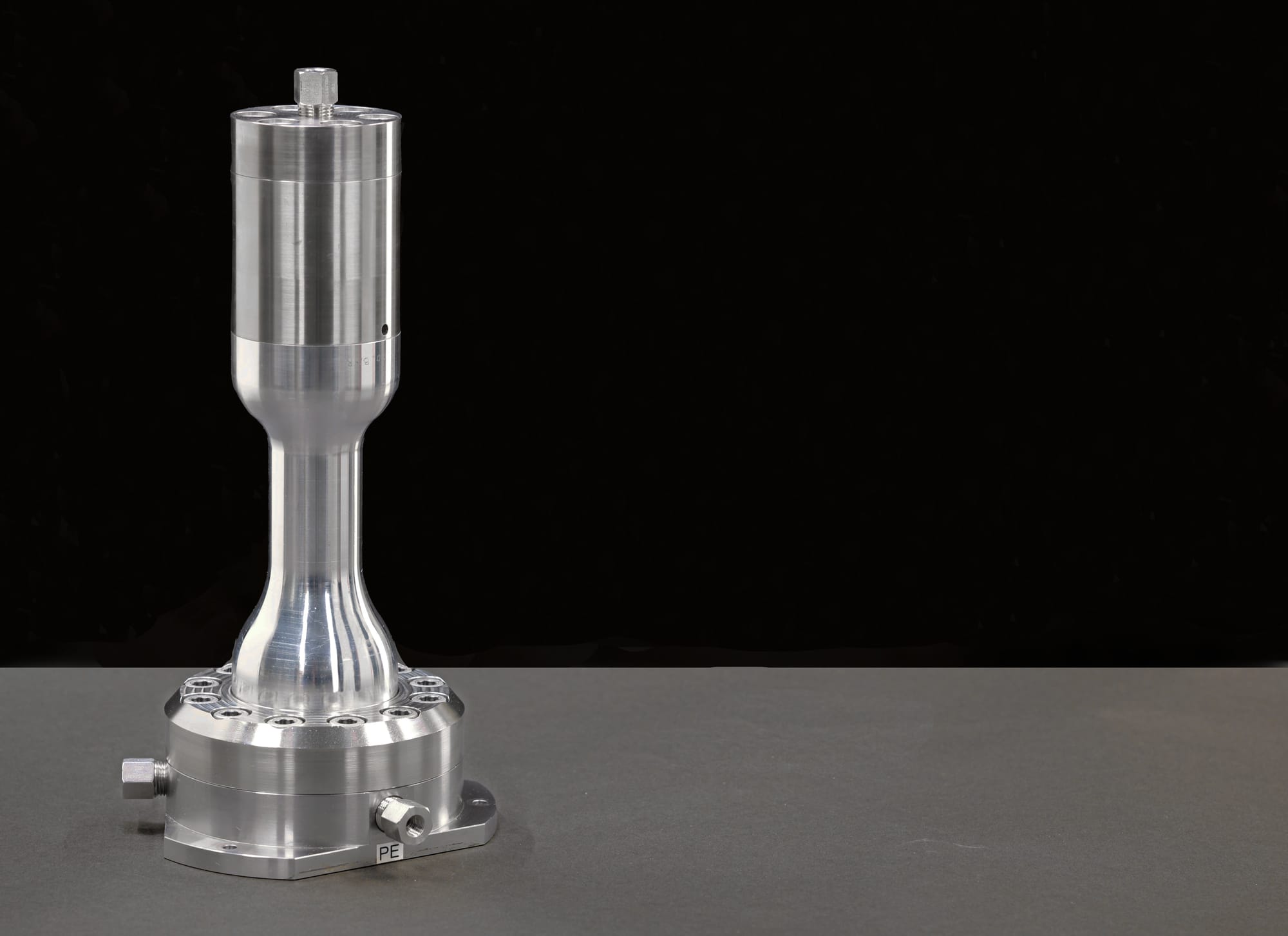 MISTRAL: Triaxial Apparatus for Extreme Chemo-Hydro-Mechanics and In-situ X-ray Imaging