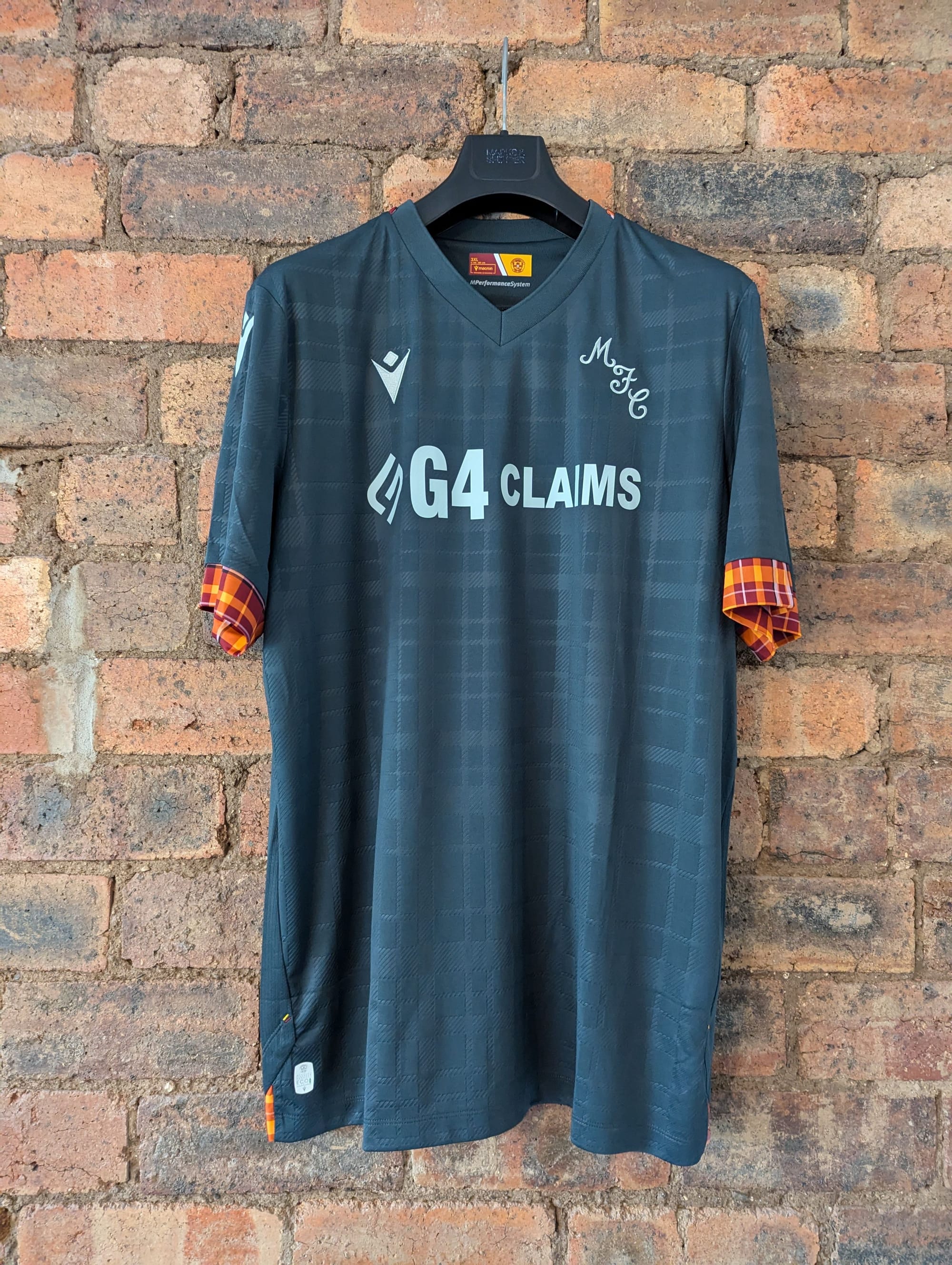 Motherwell 24/25 (away)