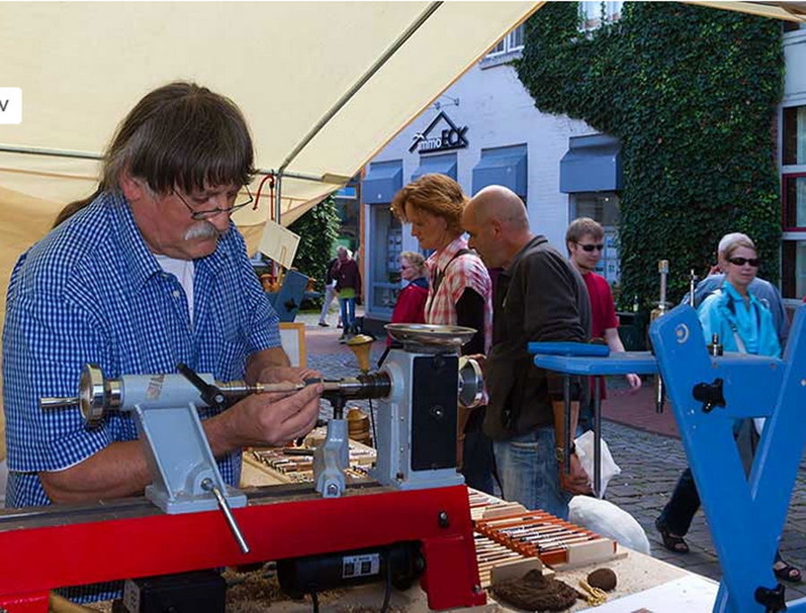 Arbeiten an der Drechselbank