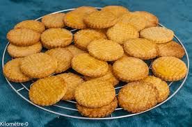 גָאלֶט נָאנְטֵייז    GALETTES NANTAISES