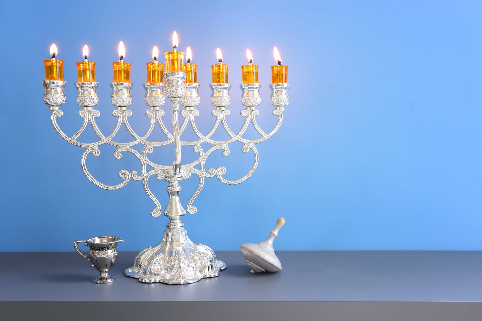 חנוכה- חג שמדליק אותי! אבל מה באמת מדליק אתכם?