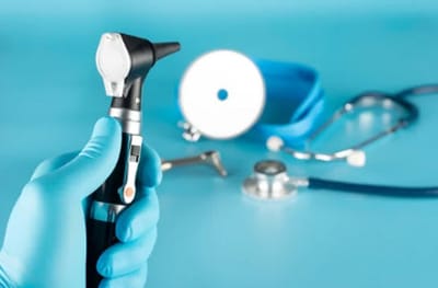 Medical Expertise Unveiled: Choosing Between General Practitioners and ENT Specialists