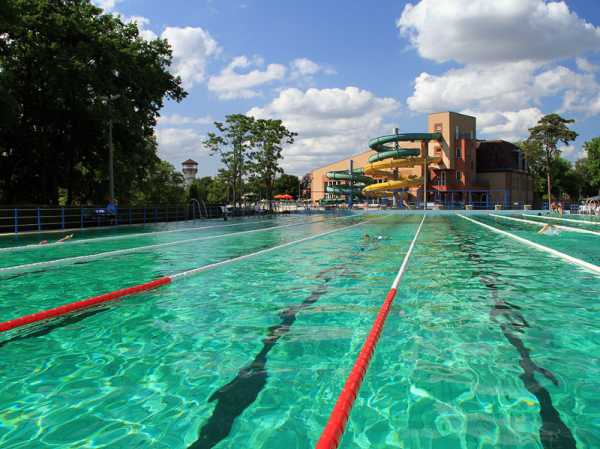 Piscina natatie Oroshaza Gyoparosfurdo