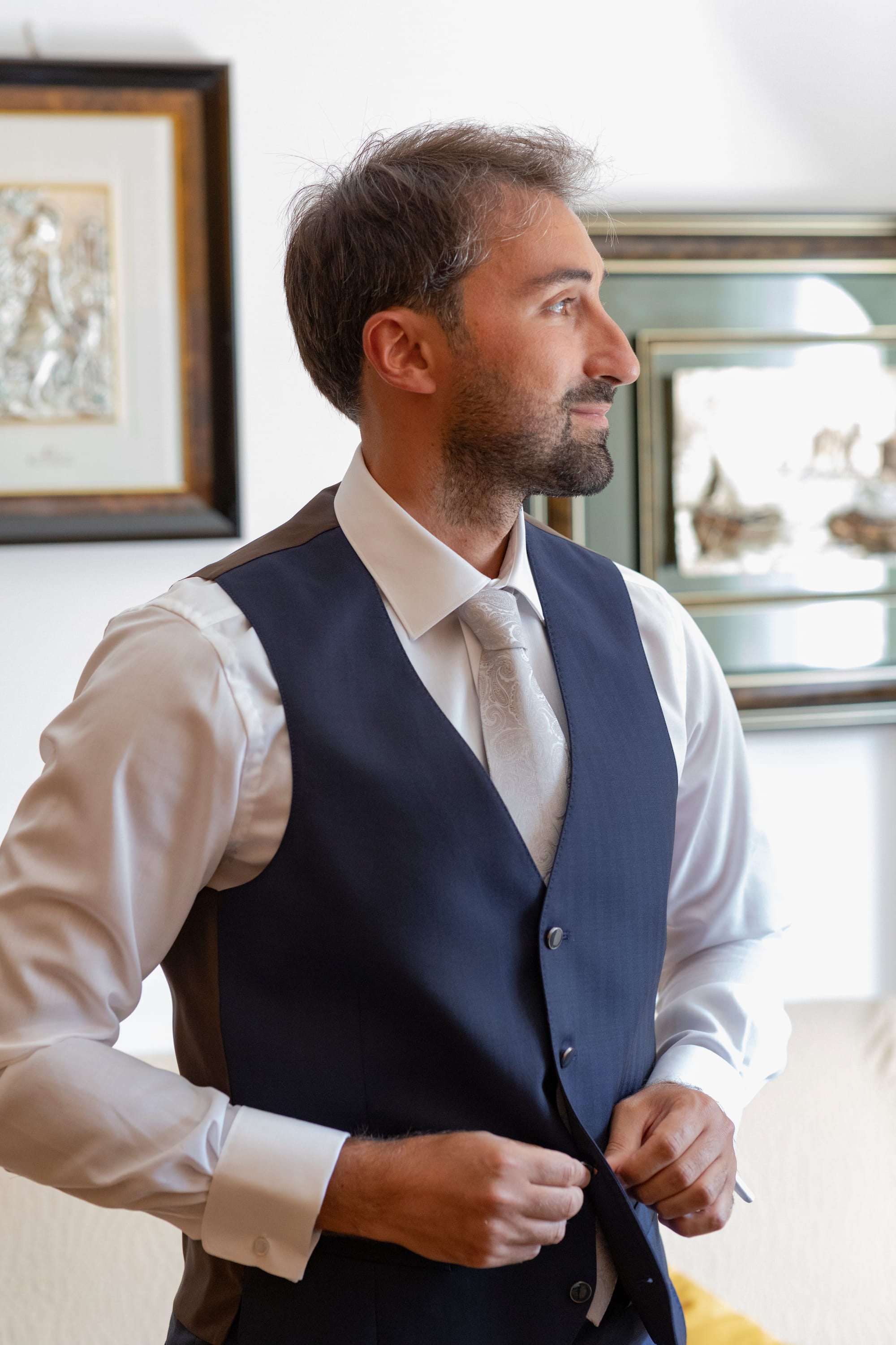 "Il Matrimonio a Villa Grandinetti: Un'Esplosione di Emozioni e Colori"