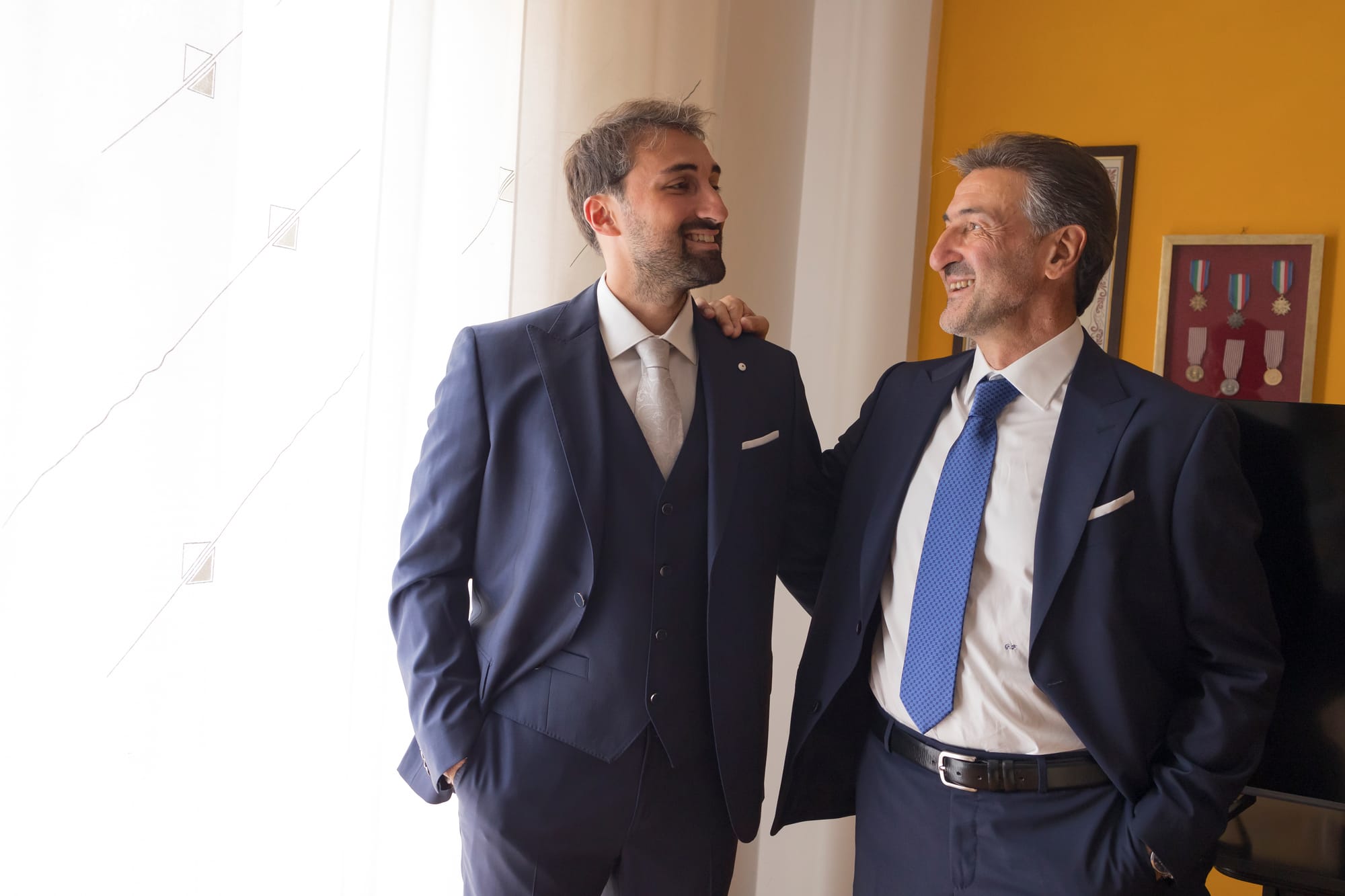 "Il Matrimonio a Villa Grandinetti: Un'Esplosione di Emozioni e Colori"