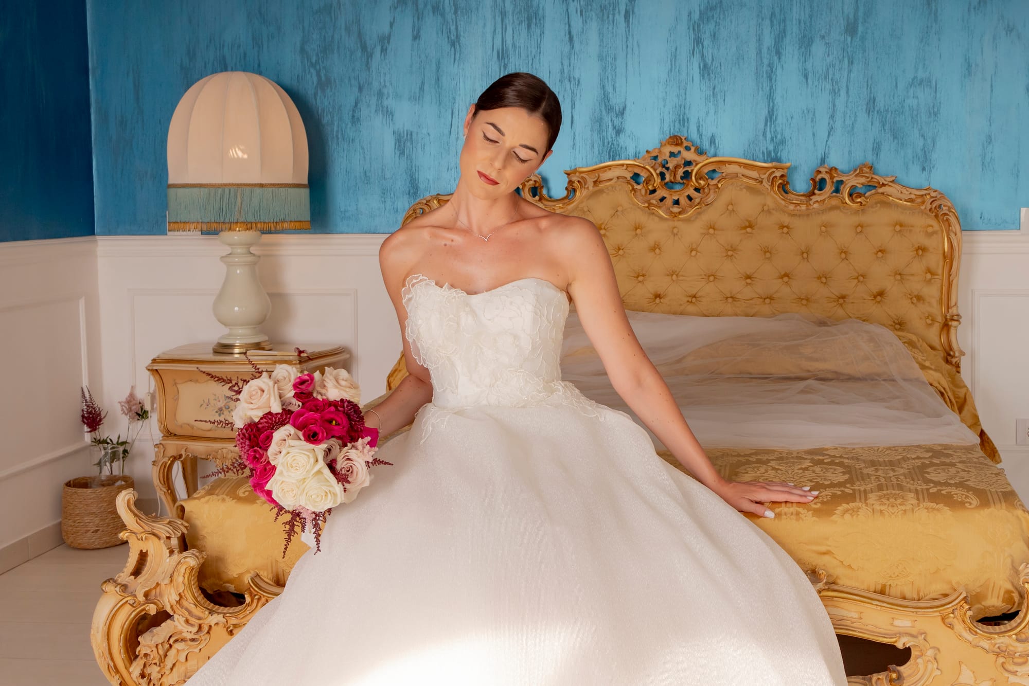 "Il Matrimonio a Villa Grandinetti: Un'Esplosione di Emozioni e Colori"