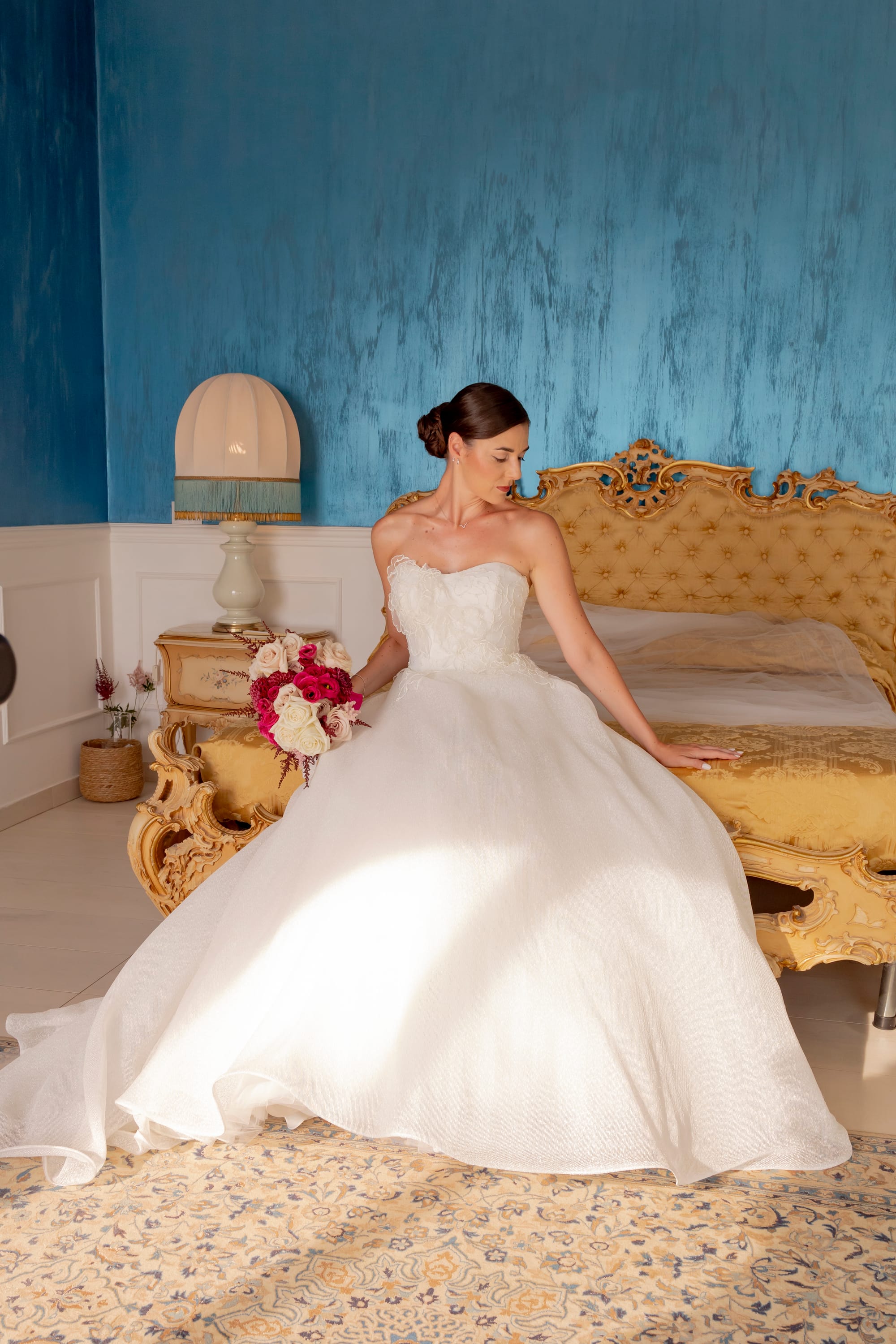 "Il Matrimonio a Villa Grandinetti: Un'Esplosione di Emozioni e Colori"