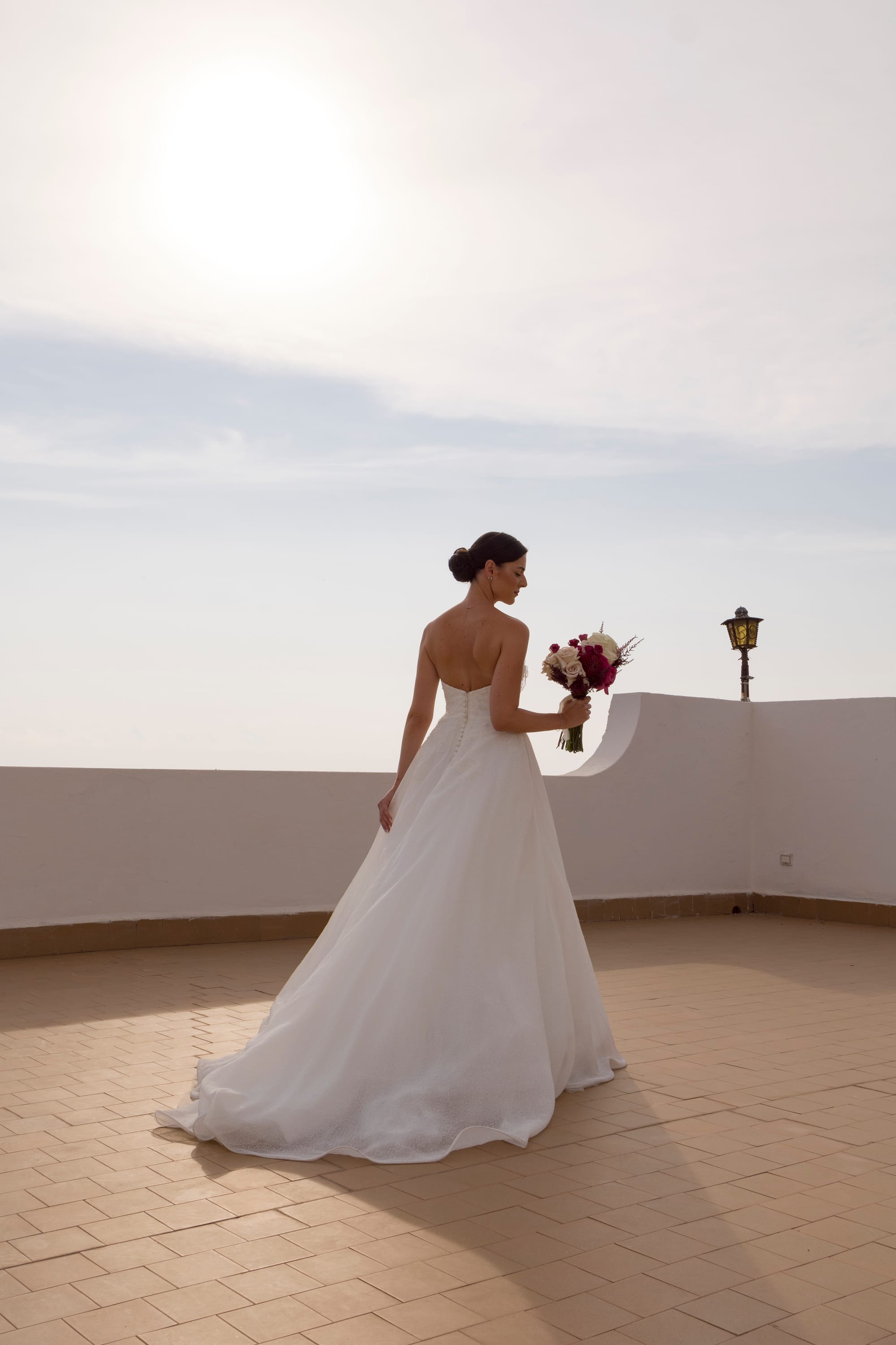 "Il Matrimonio a Villa Grandinetti: Un'Esplosione di Emozioni e Colori"