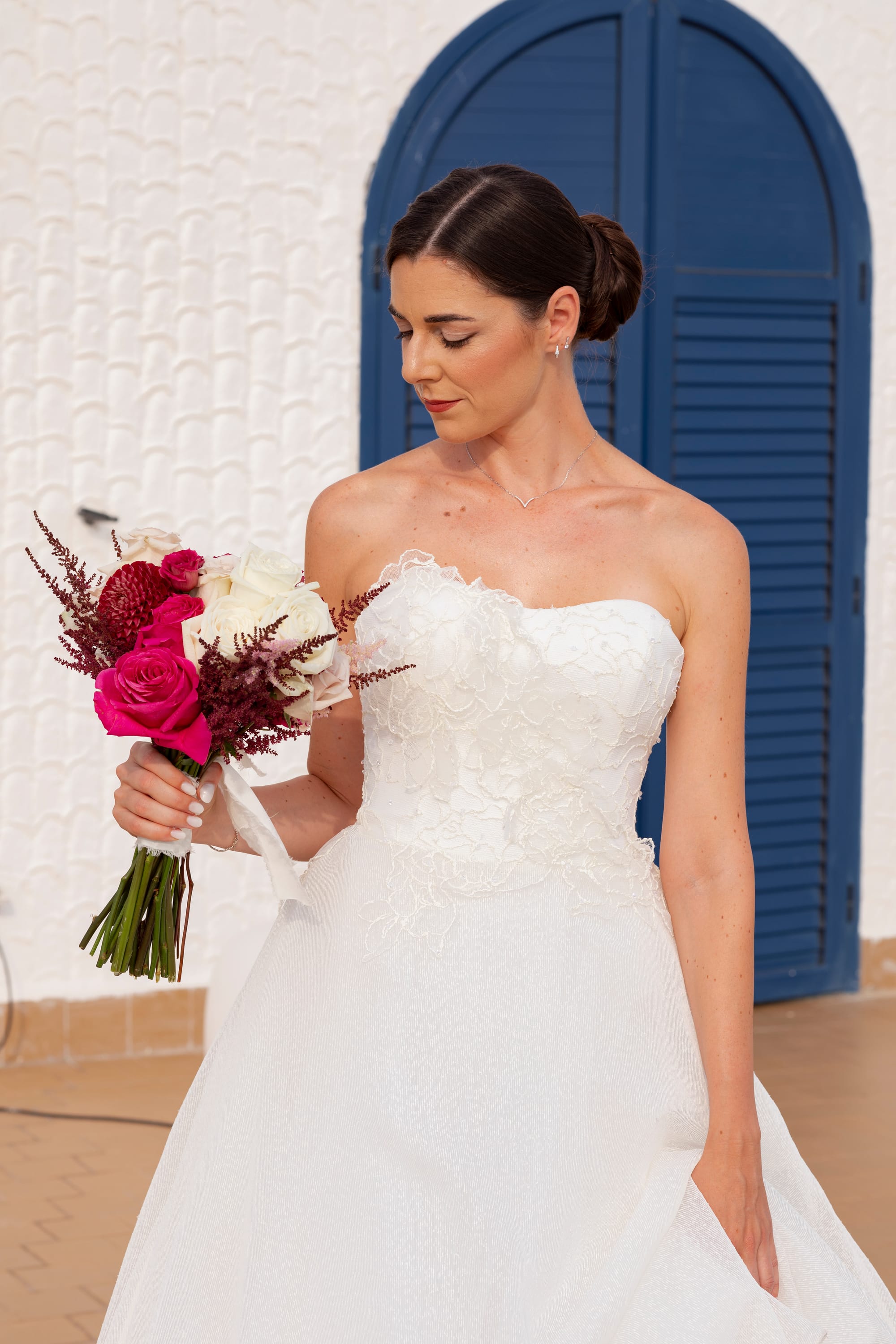 "Il Matrimonio a Villa Grandinetti: Un'Esplosione di Emozioni e Colori"