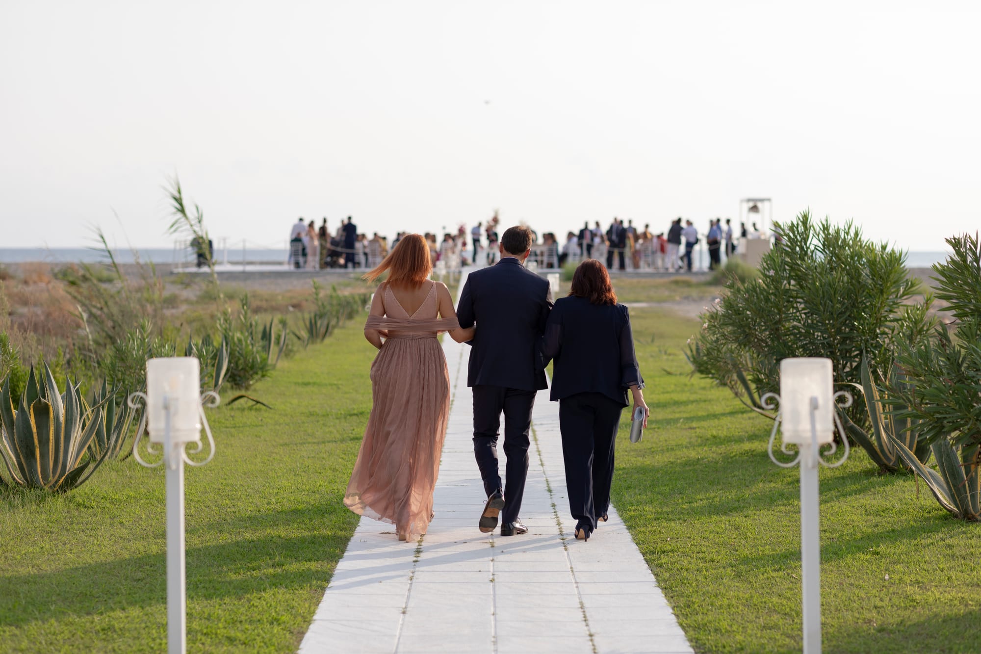 "Il Matrimonio a Villa Grandinetti: Un'Esplosione di Emozioni e Colori"