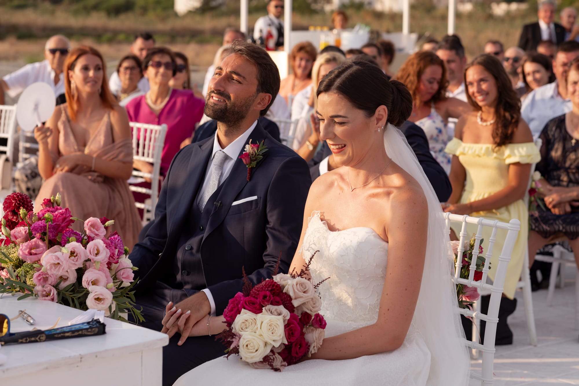 "Il Matrimonio a Villa Grandinetti: Un'Esplosione di Emozioni e Colori"