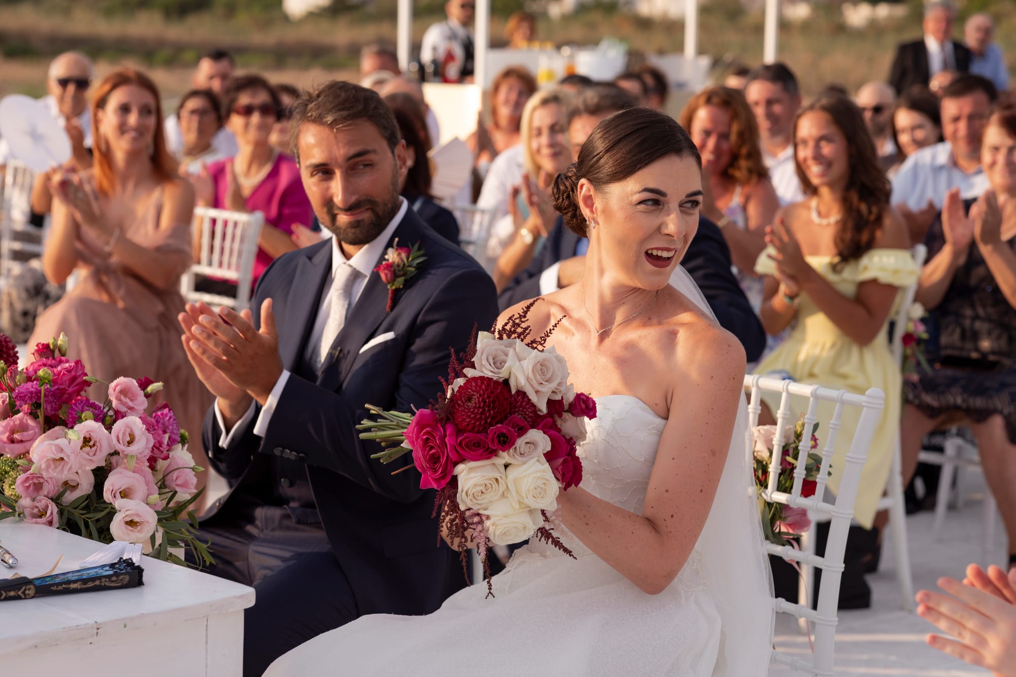 "Il Matrimonio a Villa Grandinetti: Un'Esplosione di Emozioni e Colori"