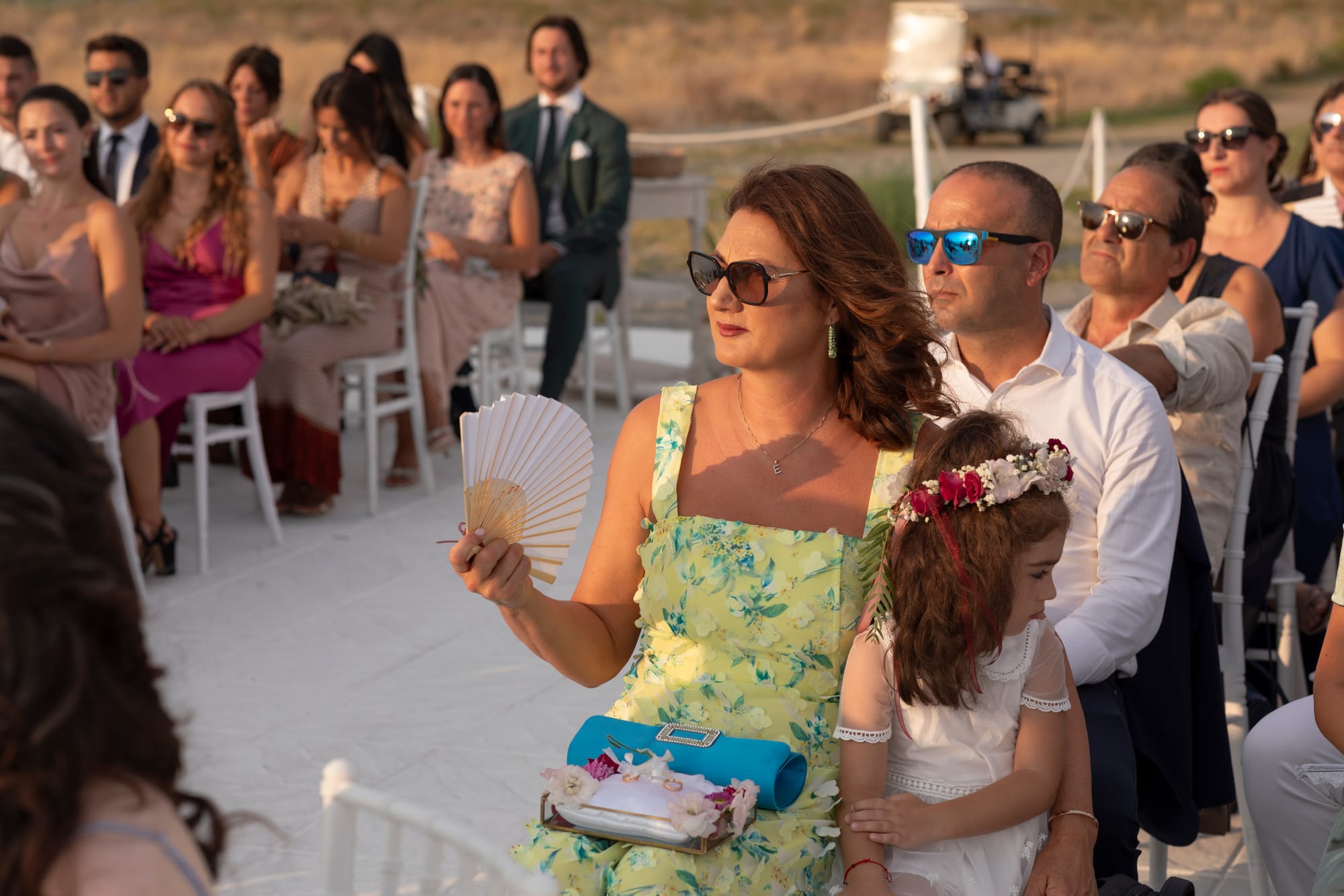 "Il Matrimonio a Villa Grandinetti: Un'Esplosione di Emozioni e Colori"