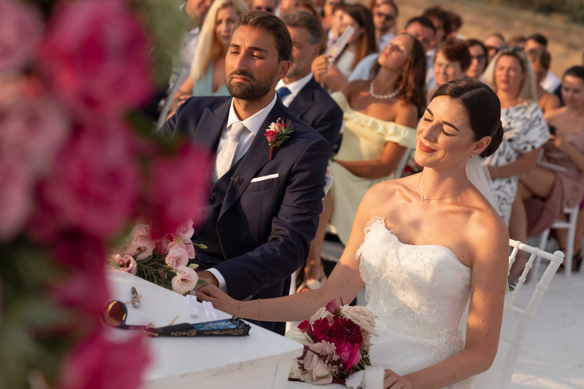 "Il Matrimonio a Villa Grandinetti: Un'Esplosione di Emozioni e Colori"