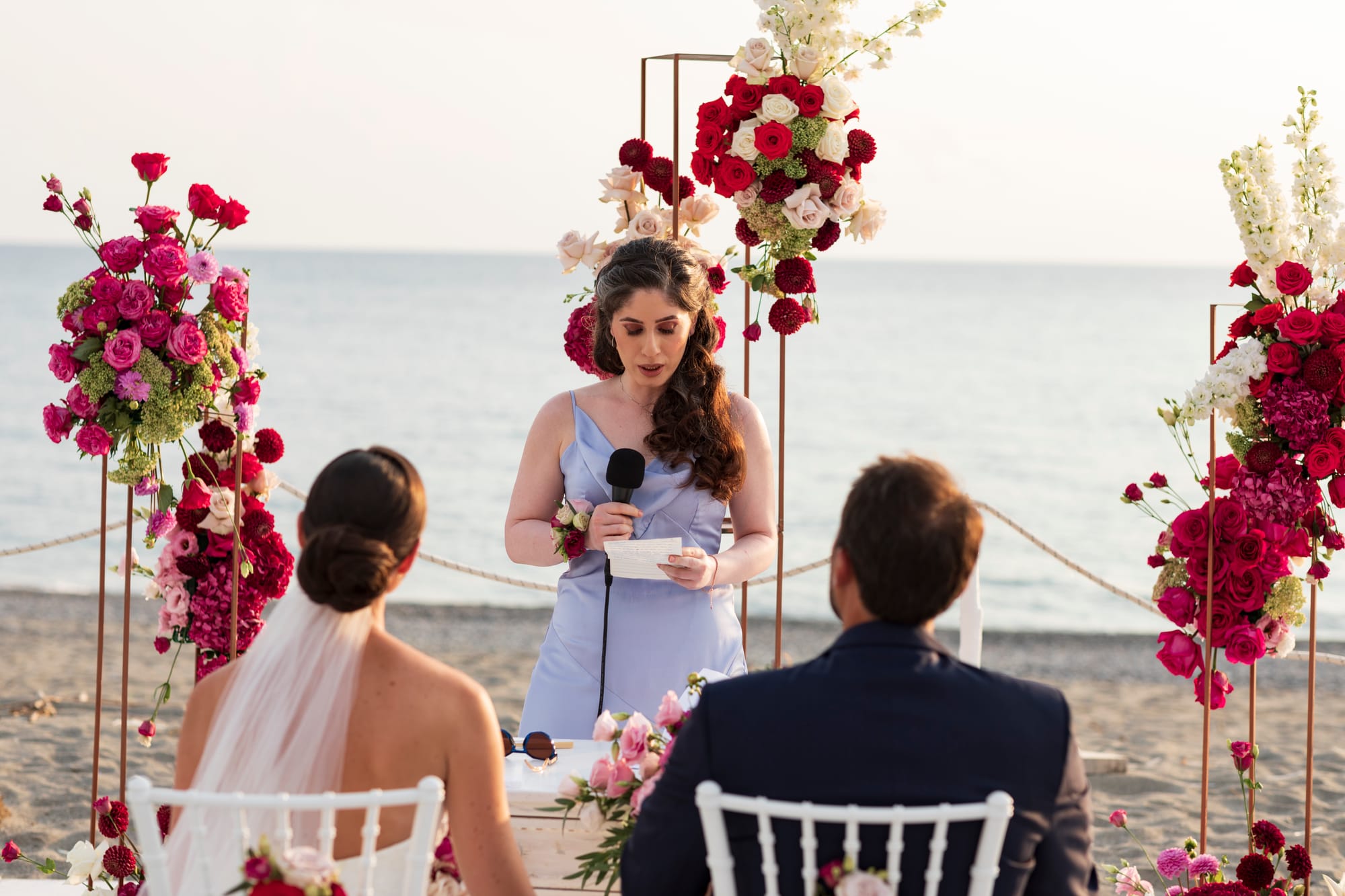 "Il Matrimonio a Villa Grandinetti: Un'Esplosione di Emozioni e Colori"