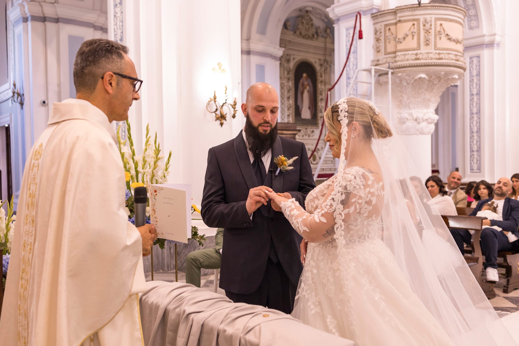 L’estate addosso: il "Sì" dorato di Roberta e Michele