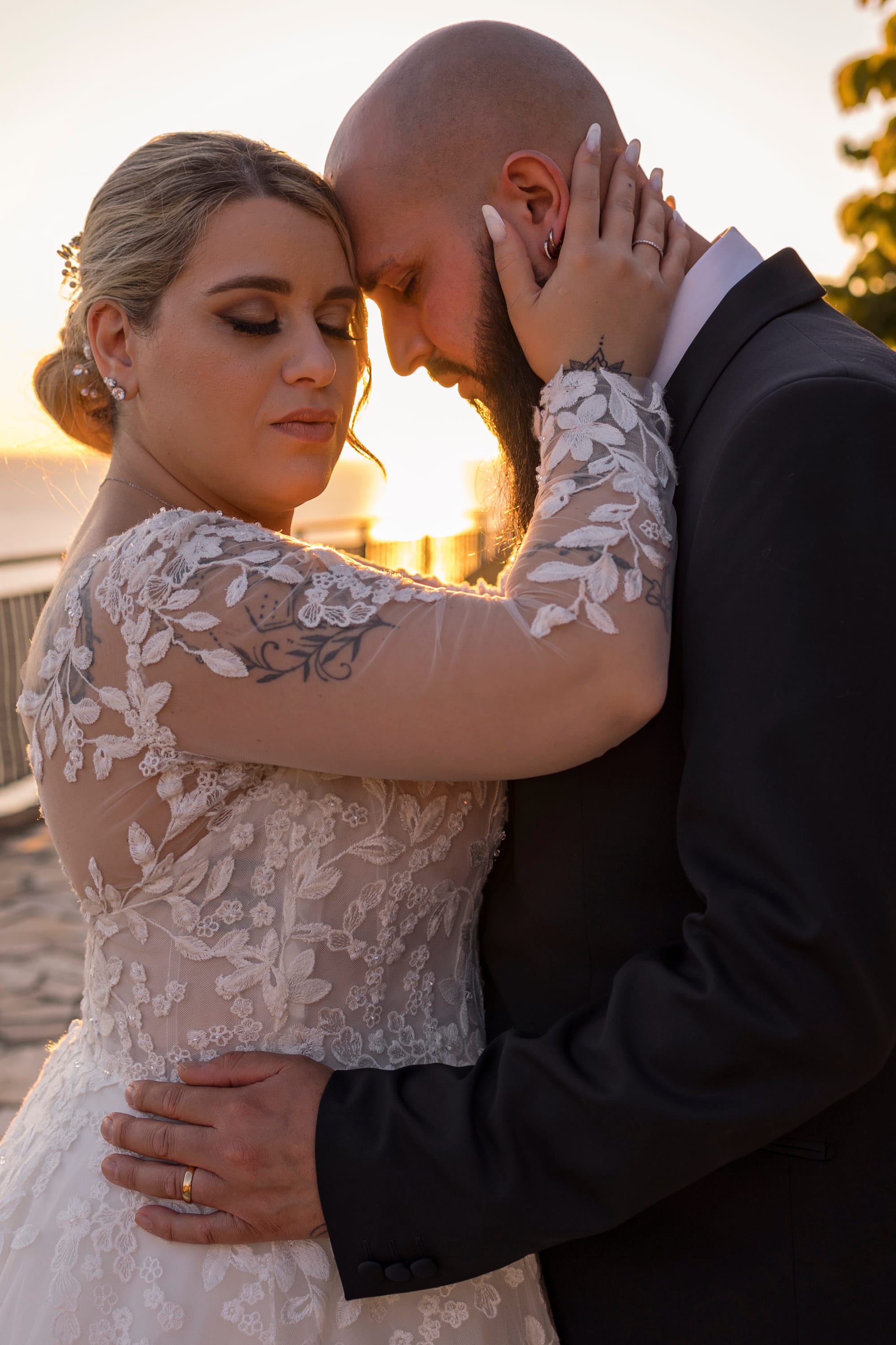 L’estate addosso: il "Sì" dorato di Roberta e Michele