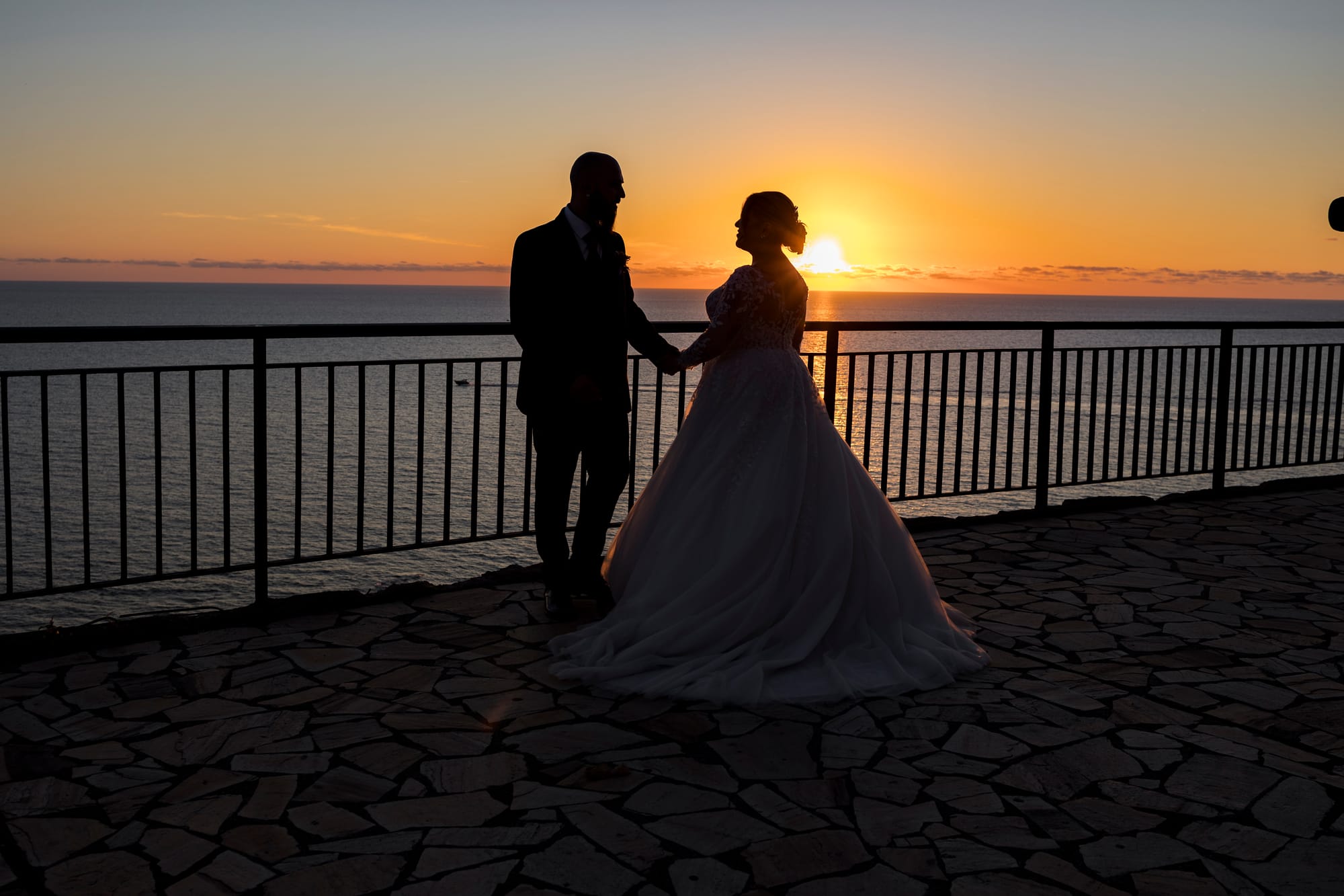 L’estate addosso: il "Sì" dorato di Roberta e Michele