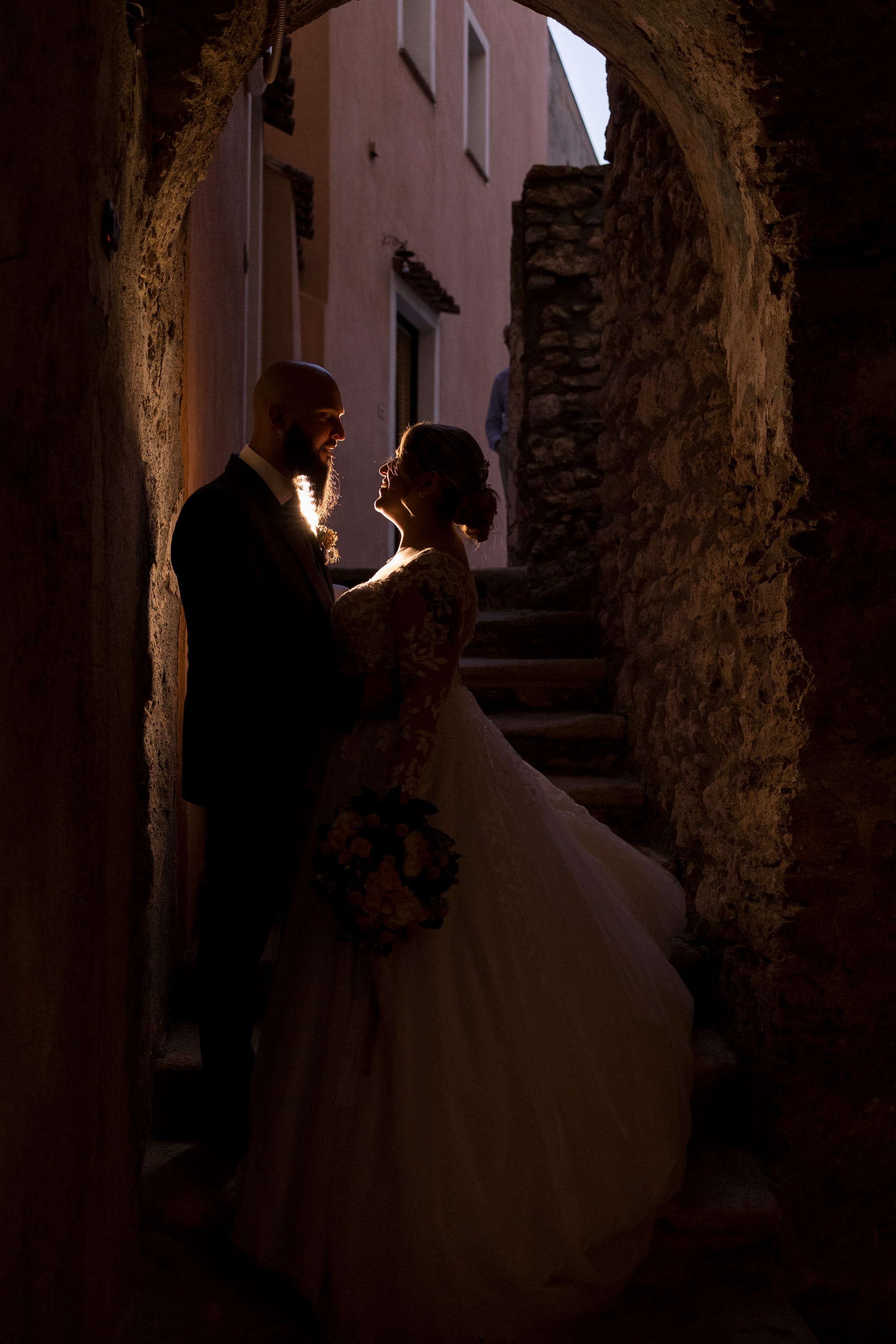 L’estate addosso: il "Sì" dorato di Roberta e Michele