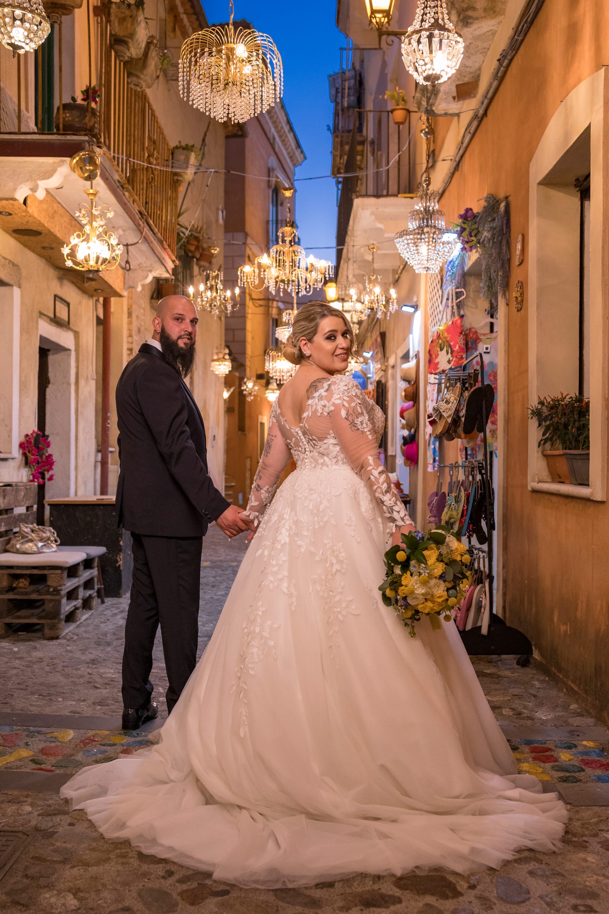 L’estate addosso: il "Sì" dorato di Roberta e Michele