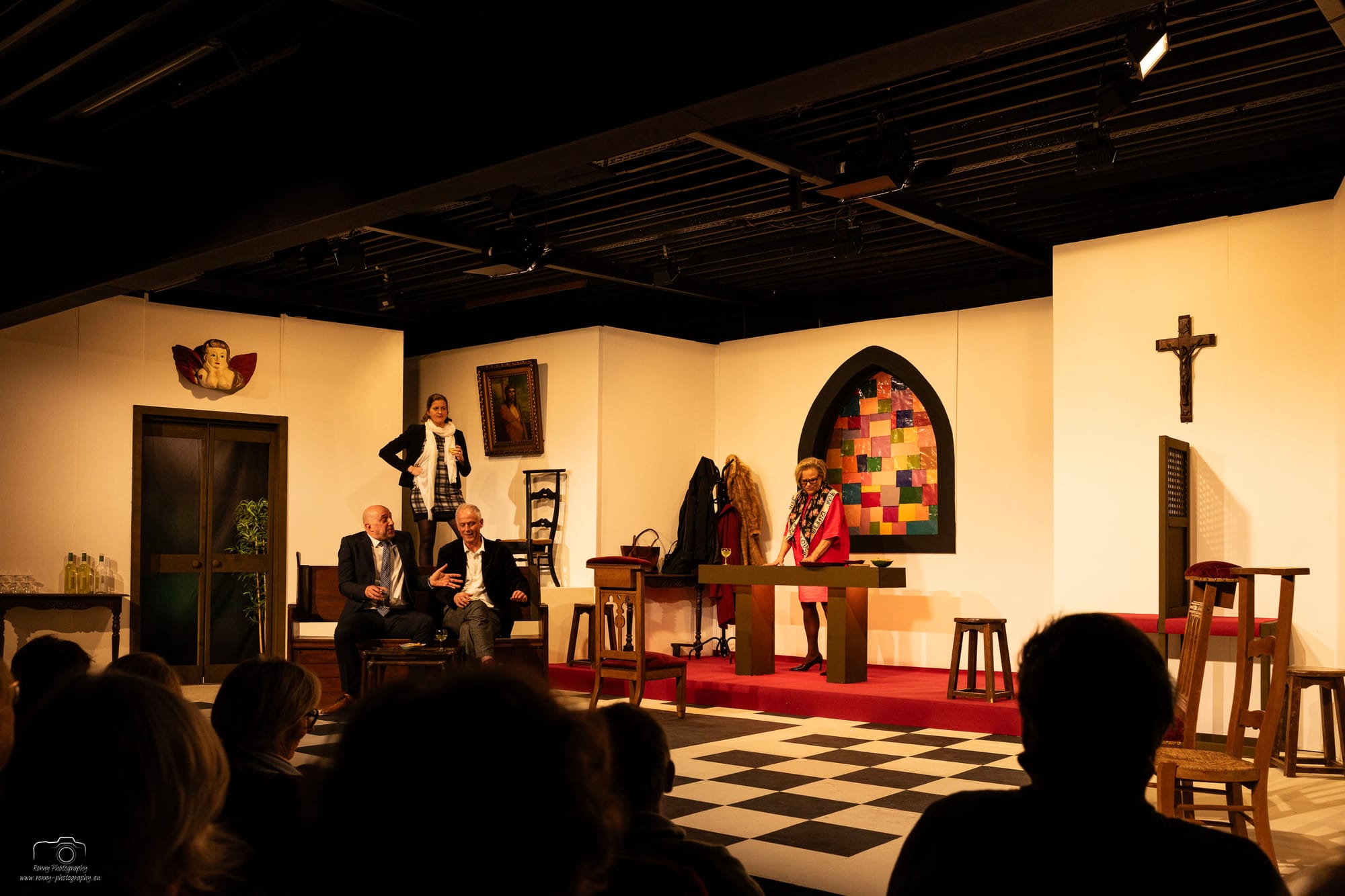 Toneelstuk Schoonzusjes