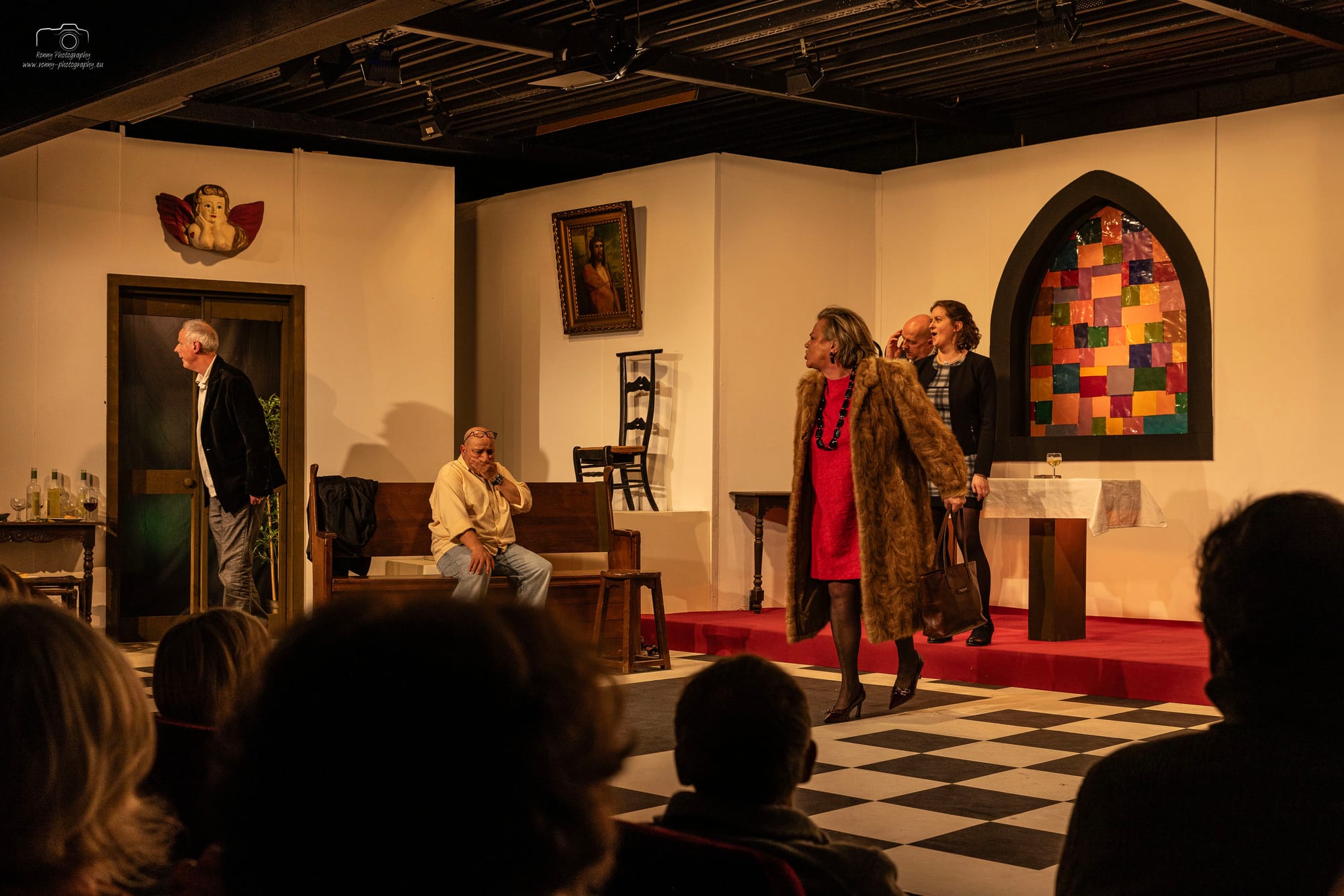 Toneelstuk Schoonzusjes