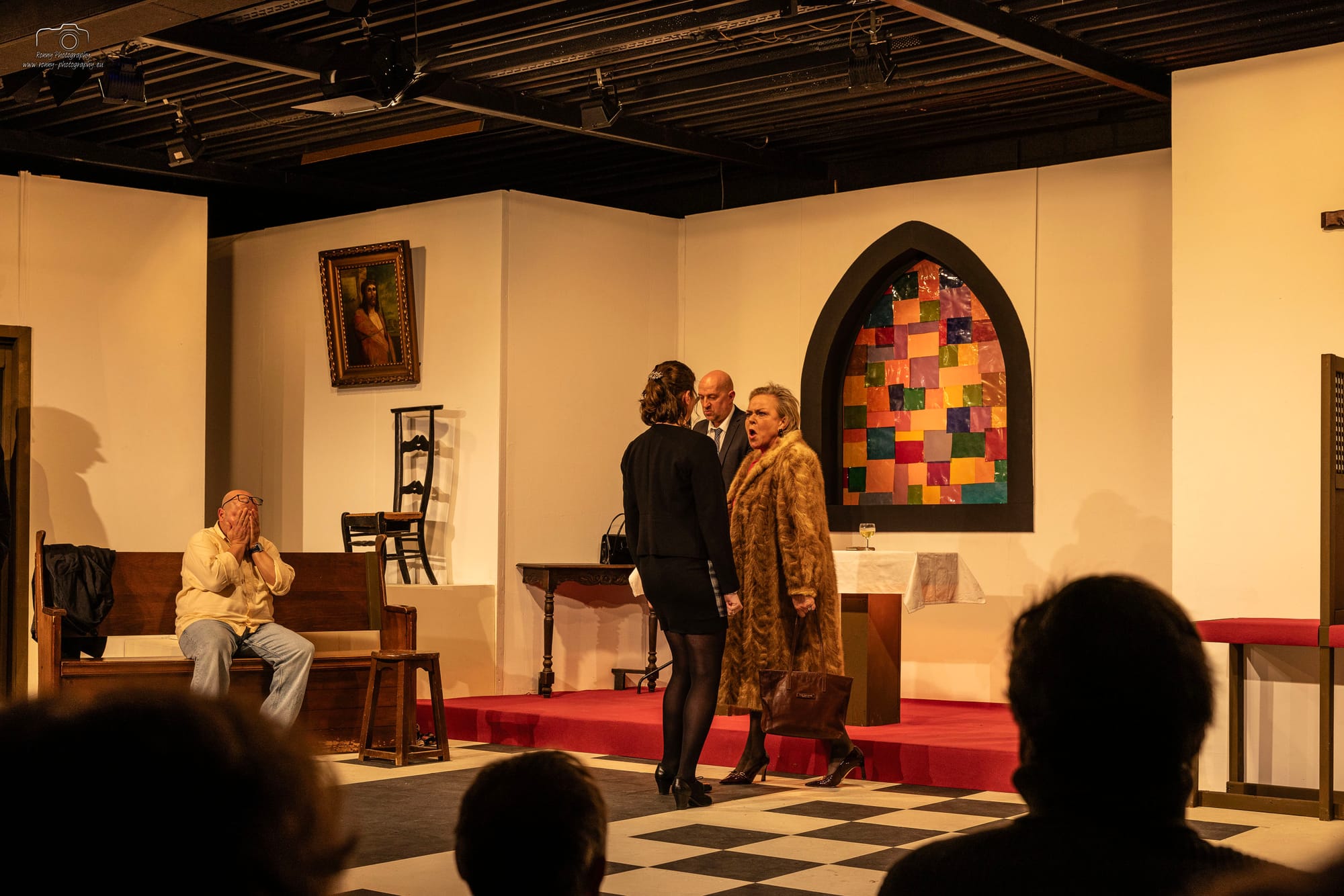 Toneelstuk Schoonzusjes