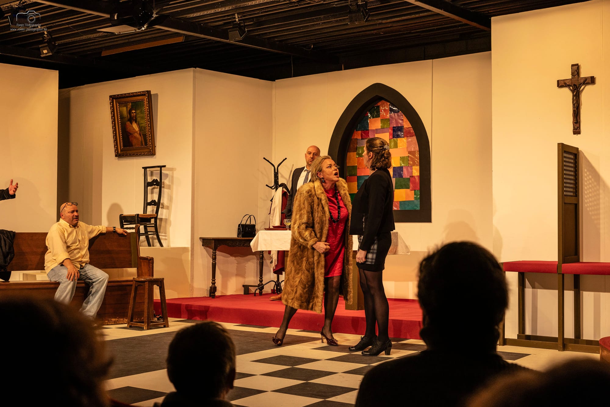 Toneelstuk Schoonzusjes