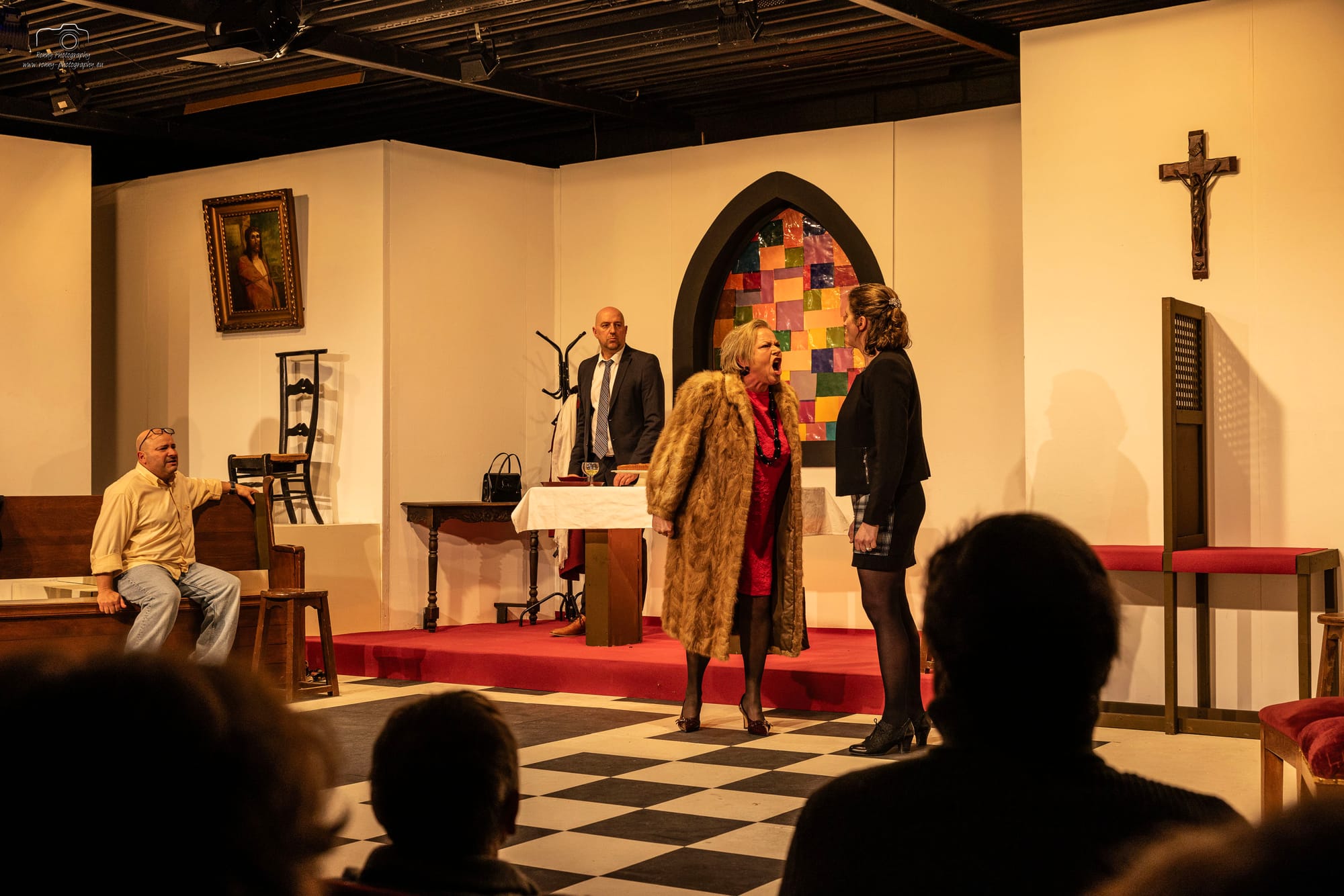 Toneelstuk Schoonzusjes