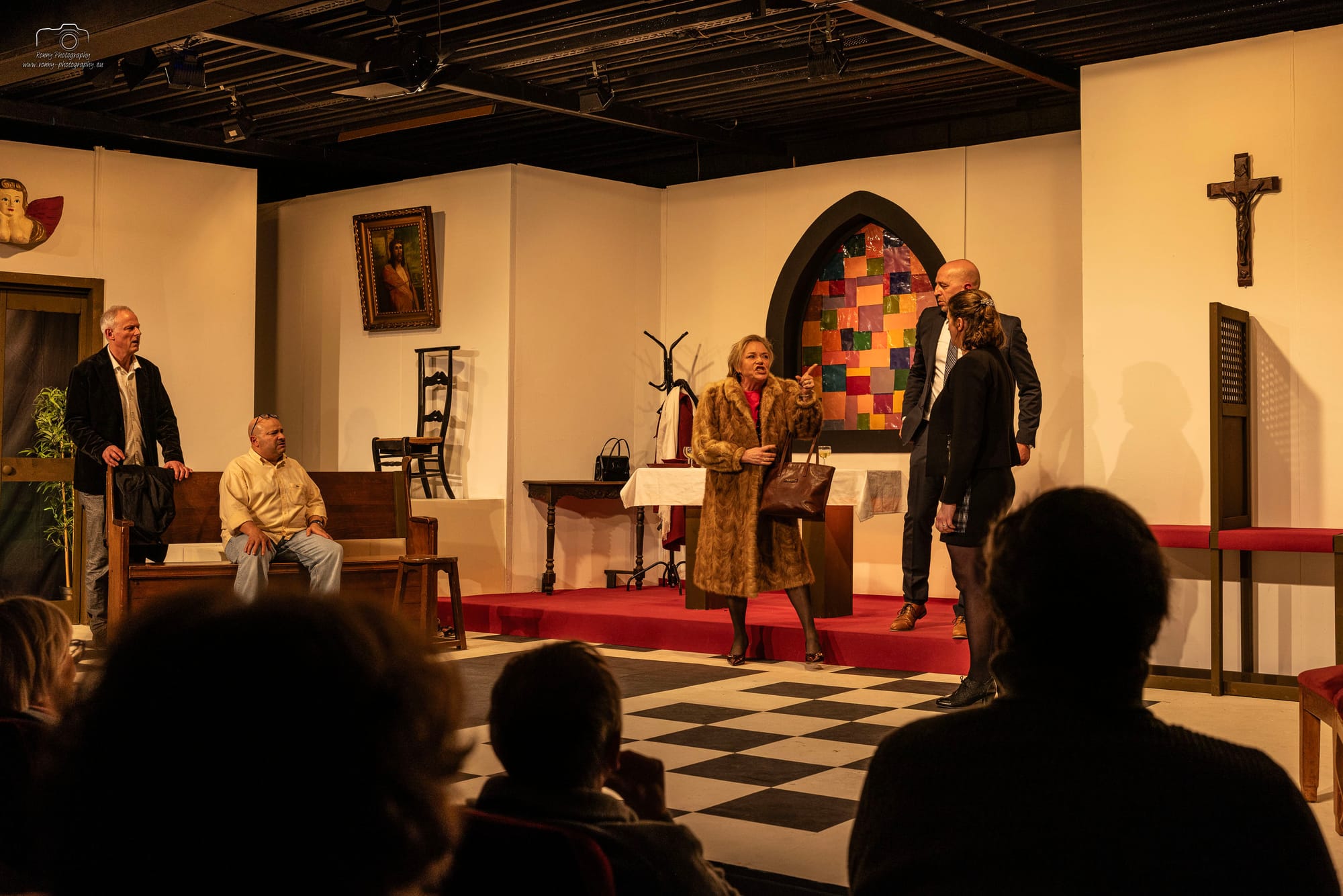 Toneelstuk Schoonzusjes