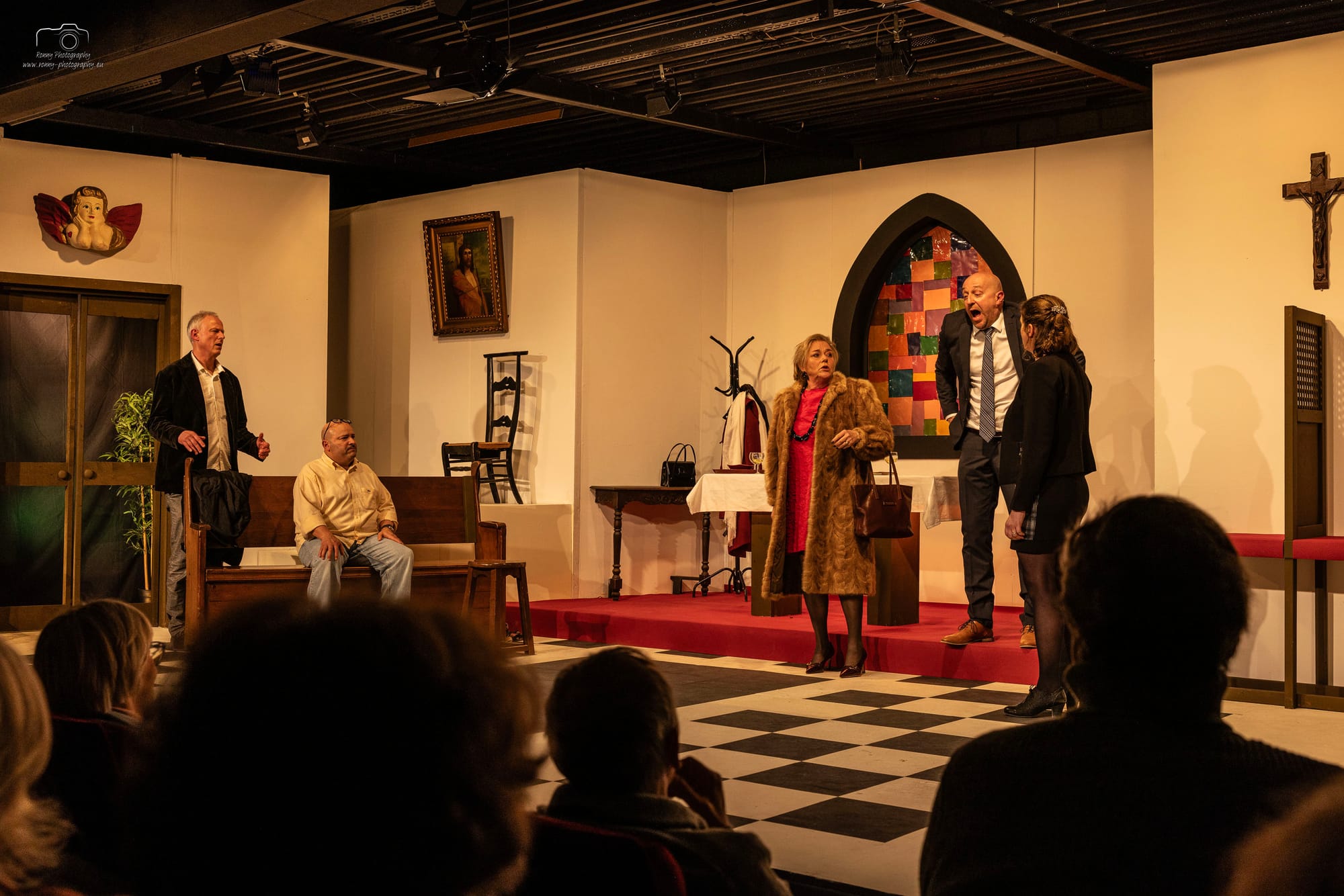 Toneelstuk Schoonzusjes