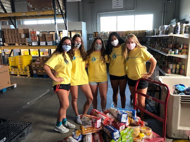 Our volunteers Sarah, Emily, Kelly, Alexis, and Teaghan pictured left to right.