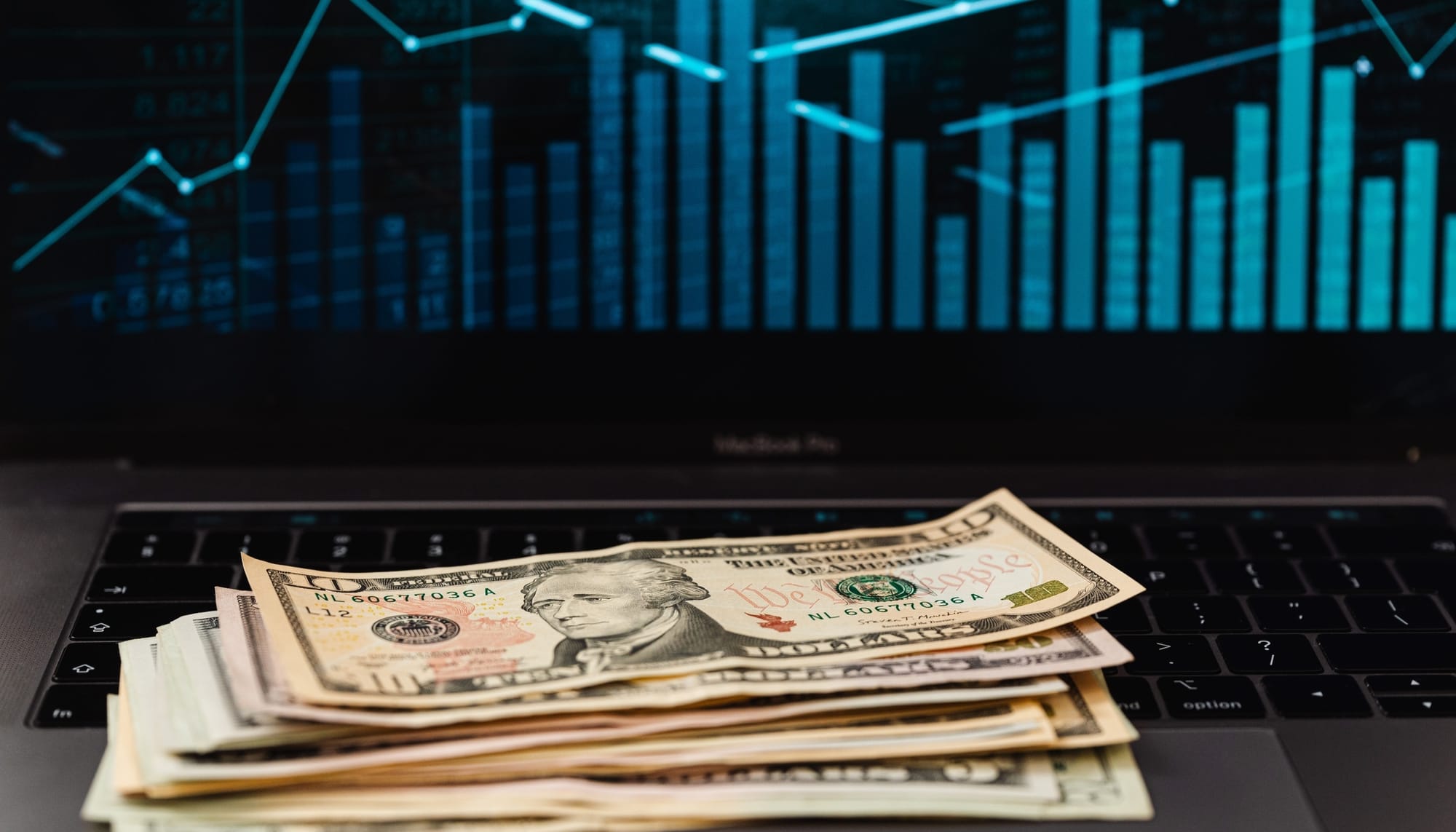 Queda do dólar e o impacto nos negócios de Comércio Exterior