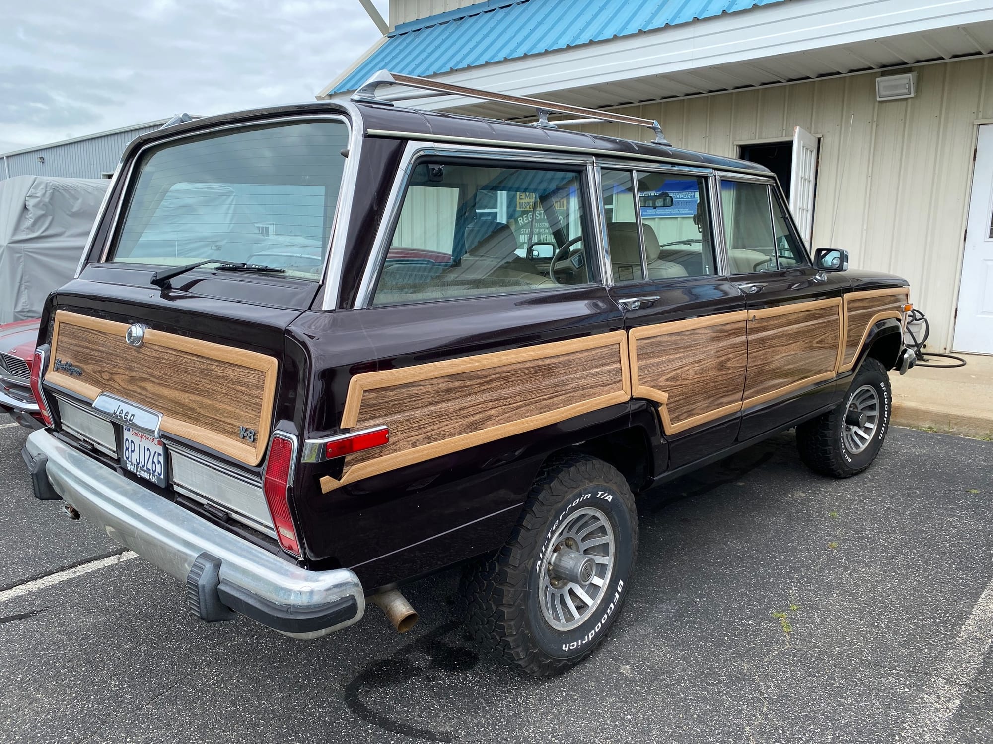 1990 Jeep Grand Wagoneer