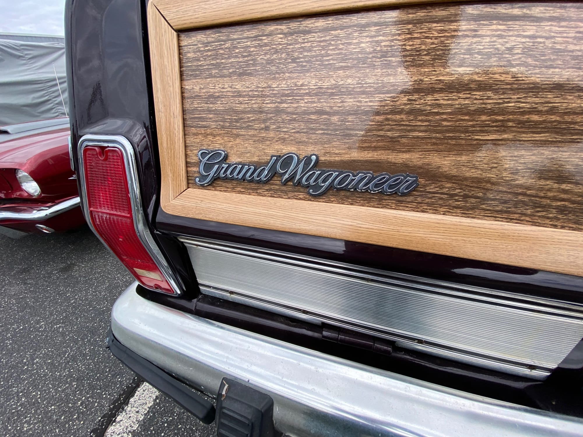 1990 Jeep Grand Wagoneer